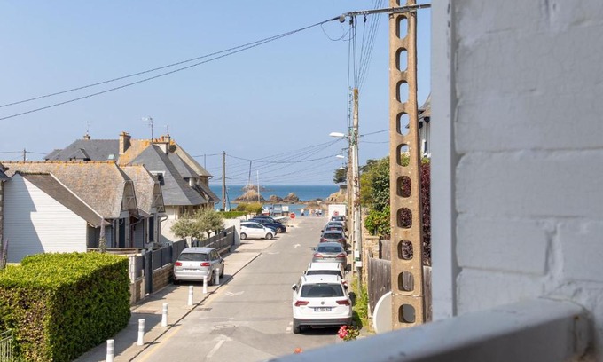 Rotheneuf-Le Pont House | Holiday Home L'Eglantine by Interhome