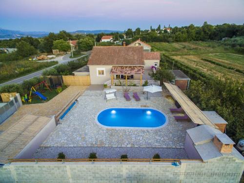 Municipality of Posedarje House | Holiday Home near Zadar with Private Pool