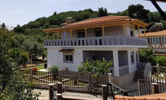 Skafidia House | Holiday Home Petros