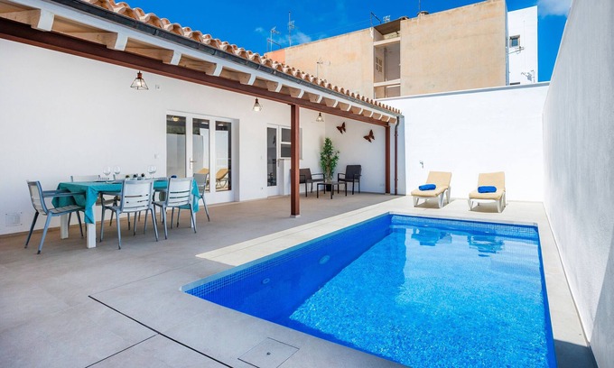 S'Estanyol de Migjorn House | Holiday Home "Sestanyolet" with Sea View and Mountain View, Wi-Fi, Pool & Terrace