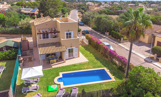 Cala Murada House | Holiday Home "Son Ganxo I" with Pool, Terrace & Wi-Fi