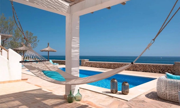 Portocolom House | Holiday Home Villa Domus Alba B with Sea View, Pool, Garden & Wi-Fi