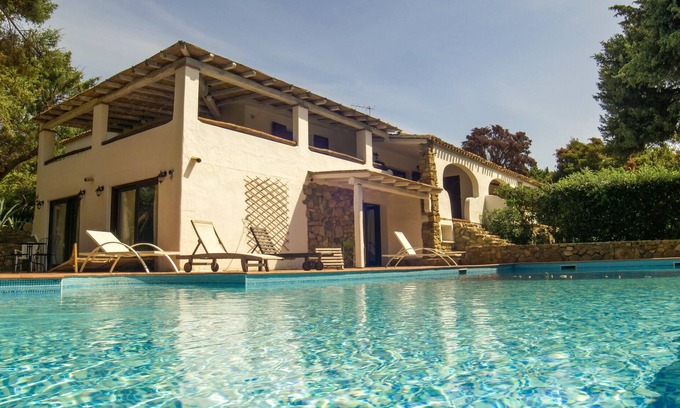 Notteri House | Holiday Home 'Villa Meigama Covo E Terrazza' with Private Pool, Private Terrace and Air Conditioning