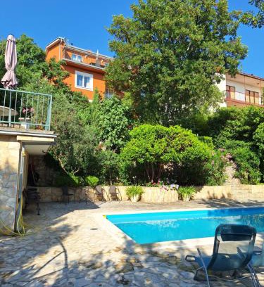 Jadranovo House | Holiday Home Villa "Paradise Farm"