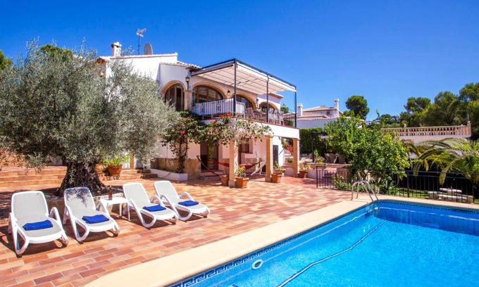 El Tosalet House | Holiday Home Villa Rubi by Interhome