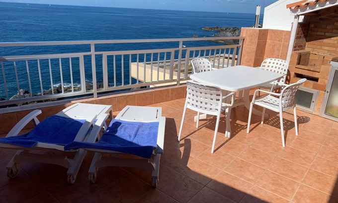 Puerto de Santiago Apartment | Holiday Home with Views of La Gomera and La Palma