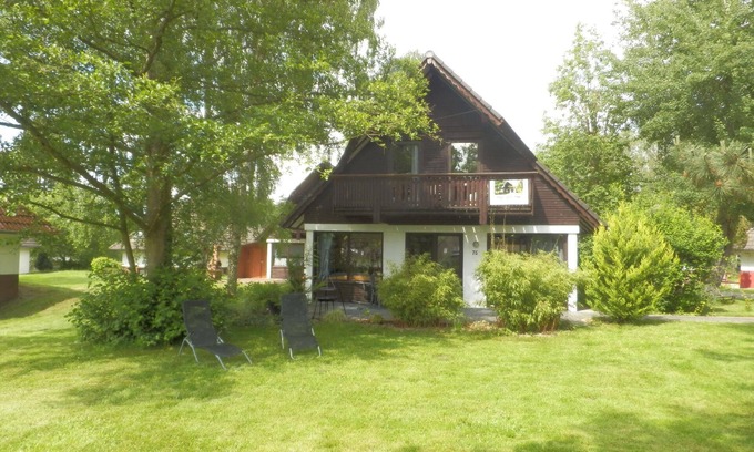 Feriendorf Silbersee House | Holiday home with barbecue, terrace and garden