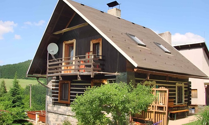 Mostek House | Holiday home with barbecue facilities