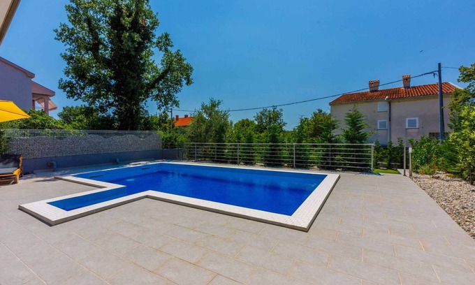 Jadranovo House | Holiday home with outpool