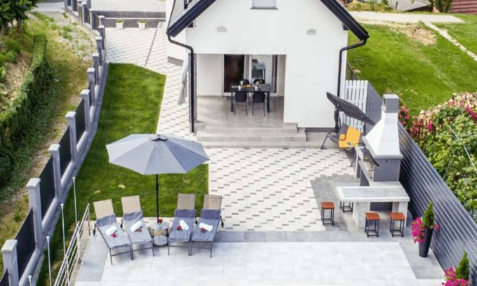 Gornji Kneginec House | Holiday Home with Swimming pool