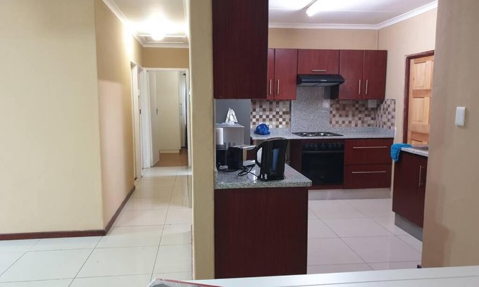 Port Elizabeth House | Holiday Home