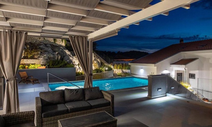 Peracko Blato House | Holiday Home Zeleno Jezero