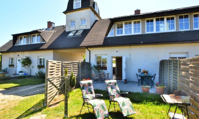gmina Bedzino House | Holiday House by Lake Jamno with Private Pier