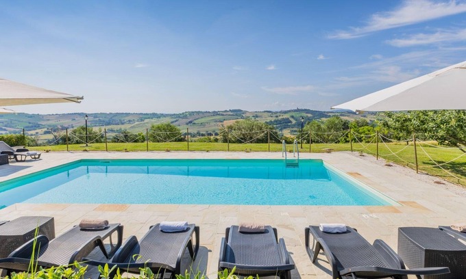 Corinaldo House | Holiday house Corinaldo for 1 - 10 persons with 4 bedrooms - Holiday home