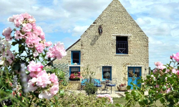 Saint-Wambert-des-Trois-Vallees House | Holiday house Courcy for 1 - 3 persons with 1 bedroom - Holiday house