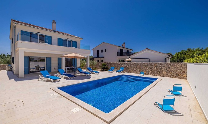 Kras House | Holiday house DAN with private pool