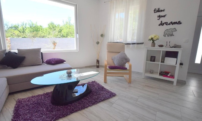 Gostinjac House | Holiday house Dobrinj for 1 - 8 persons with 3 bedrooms - Holiday home