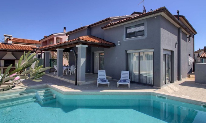 Skatari House | Holiday house for 7 persons approx. 130 qm in Pula, Istria (Istrian Riviera)