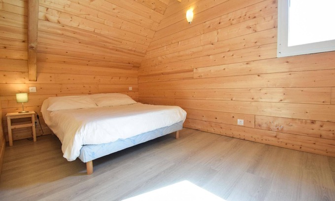 Luz-Saint-Sauveur House | Holiday house Luz St Sauveur for 1 - 12 persons with 4 bedrooms - Row house