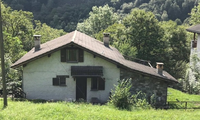 Lavizzara House | Holiday house Menzonio for 1 - 5 persons with 4 bedrooms - Detached holiday house