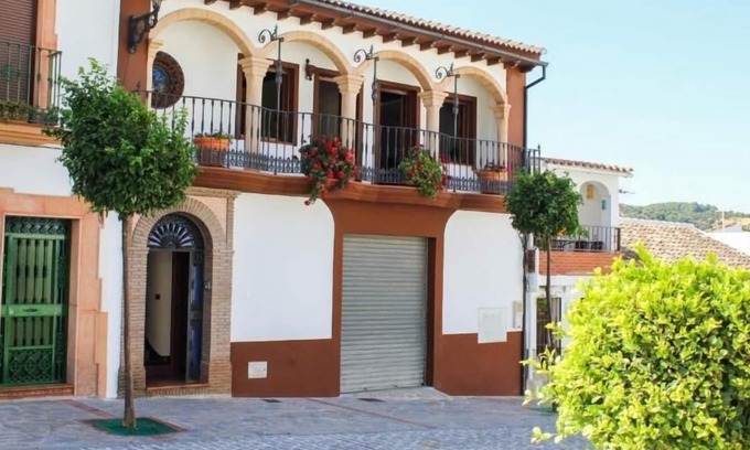 Montecorto House | Holiday house Montecorto for 1 - 7 persons with 5 bedrooms - Holiday home