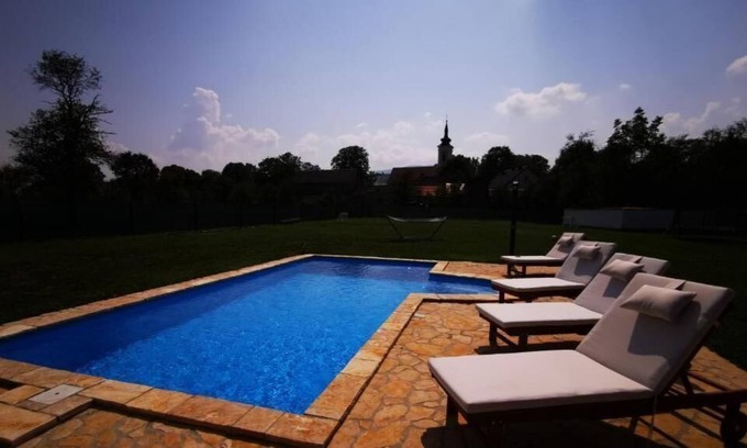 Otocac House | Holiday house Otocac for 2 - 6 persons with 3 bedrooms - Holiday house