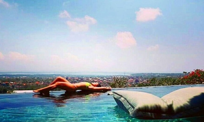Bukit House | Holiday house Seminyak for 1 - 10 persons with 5 bedrooms - Holiday home