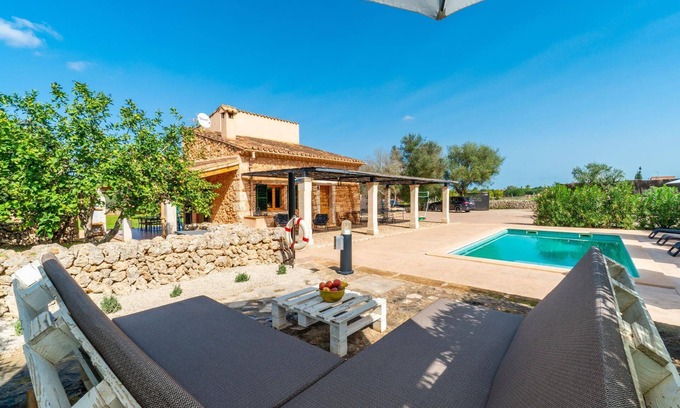 Sineu House | Holiday house Sineu for 1 - 7 persons with 3 bedrooms - Holiday house