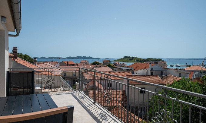 Pakostane House | Holiday house with a parking space Pakoštane, Biograd (K-23466)