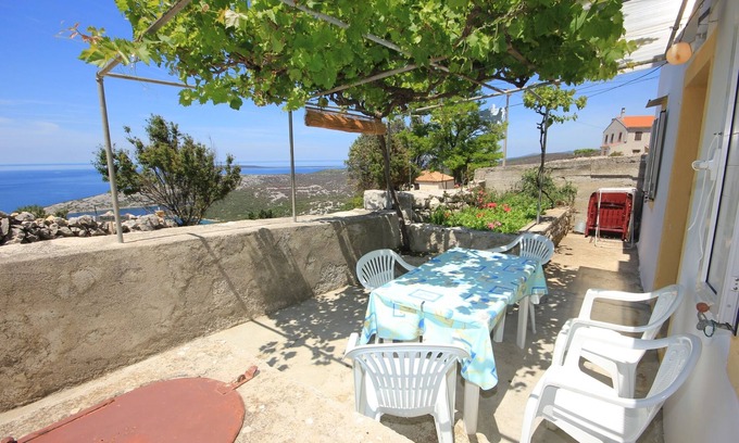 Ustrine House | Holiday house with WiFi Ustrine, Cres (K-8037)