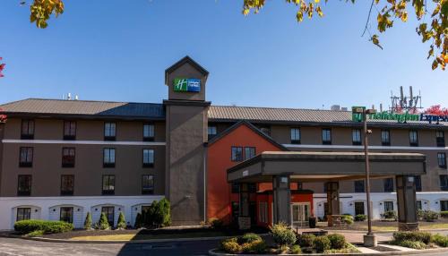 Malvern Hotel | Holiday Inn Express Frazer - Malvern by IHG