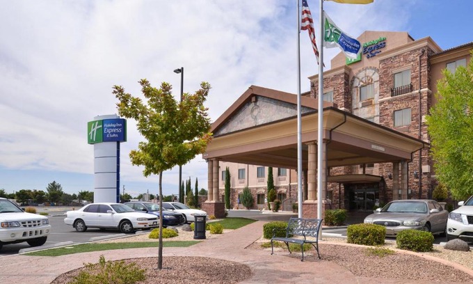 Mesilla Park Hotel | Holiday Inn Express Hotel & Suites Las Cruces by IHG