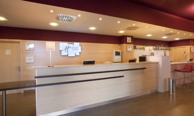 Getafe Hotel | Holiday Inn Express Madrid - Getafe by IHG