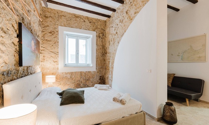 Castellammare del Golfo House | Holiday Home 'Mauro E Roberta Scopello' with Wi-Fi and Air Conditioning