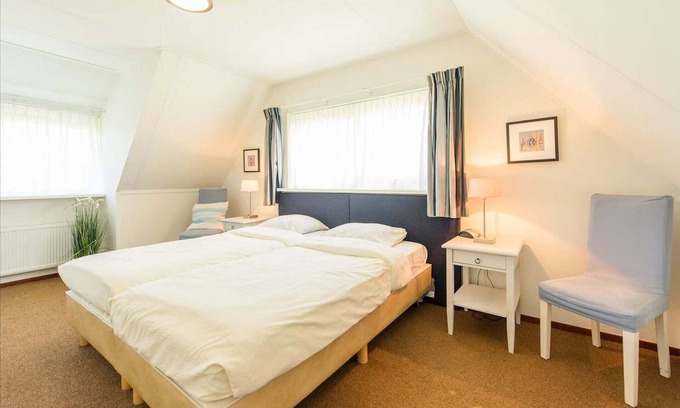 Hollum Villa | Hollum Villa with Shared Pool