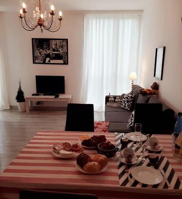 Srodmiescie Apartment | Hollywood Apartament Kosciuszki
