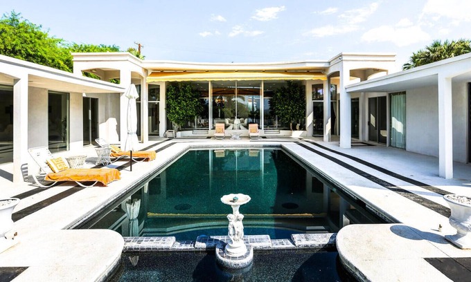 Vista Las Palmas House | Hollywood Vintage Estate-City of Palm Springs ID#: 4798