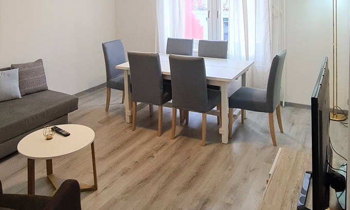 Alt-Wiedikon Apartment | Home away from home