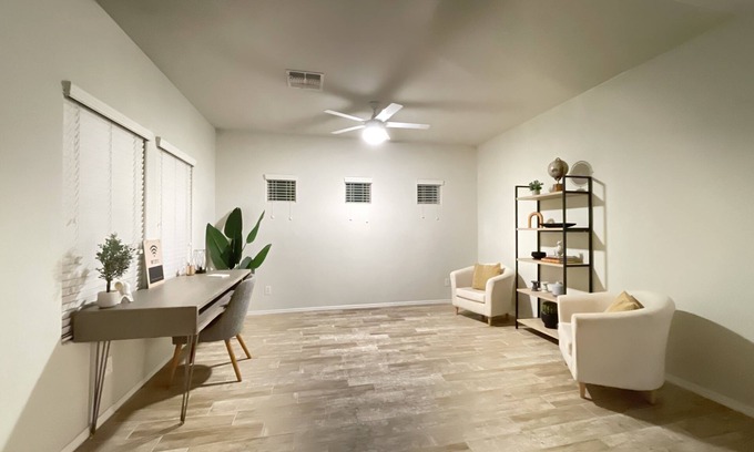 Laveen House | Home away from home in Sunny AZ -Office & 4 bedroom