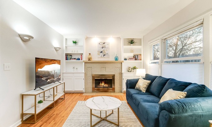 St. Louis Park House | Home Away From Home: Fully Equipped, Pet Friendly Haven Welcomes You