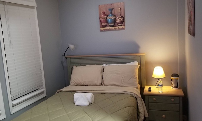 Weequahic House | Home away from Home