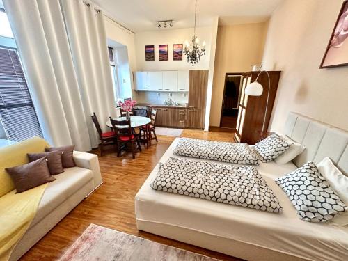 Poprad Apartment | Home Away main square apartment