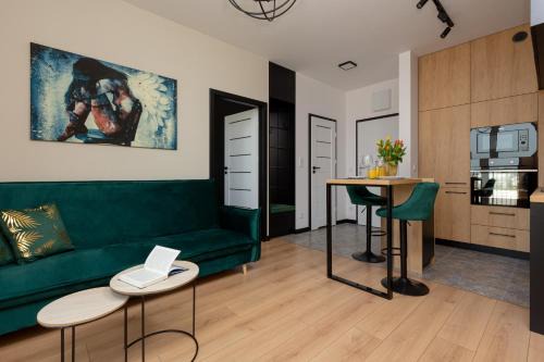 Praga Polnoc Apartment | Home Factory Estate Praga Kotsisa by Noclegi Renters