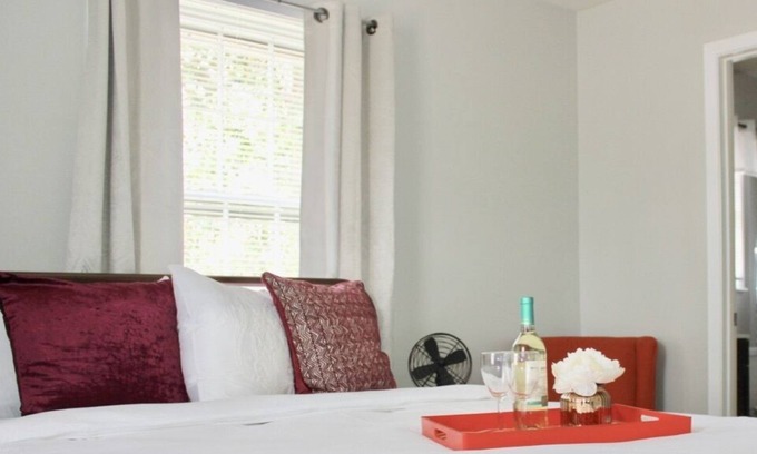 Fayetteville House | Home w/ full kitchen, smart TVs and office desk. Great for families!