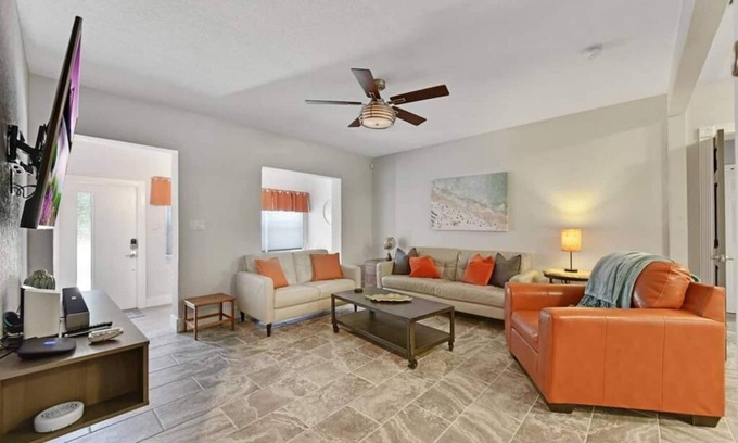 South Corals House | Home w/pool by PMI OP Cabana