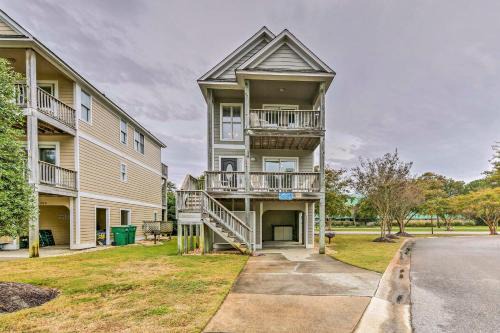 Corolla Light House | Home with Deck in Corolla Light Walk to Beach!