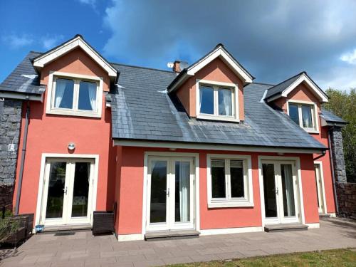 Templenoe House | Home with views on the bay