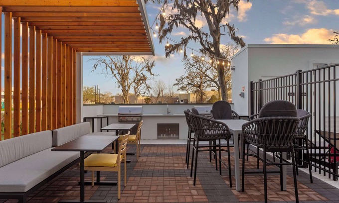 Lake Jackson Hotel | Home2 Suites By Hilton Lake Jackson