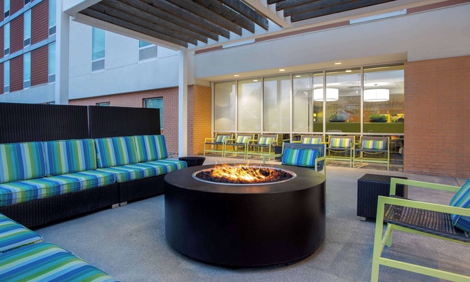 West Omaha Hotel | Home2 Suites by Hilton Omaha West, NE