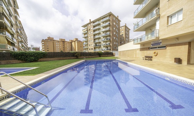 Santa Susanna Apartment | HomeHolidaysRentals Santa Susanna VIII